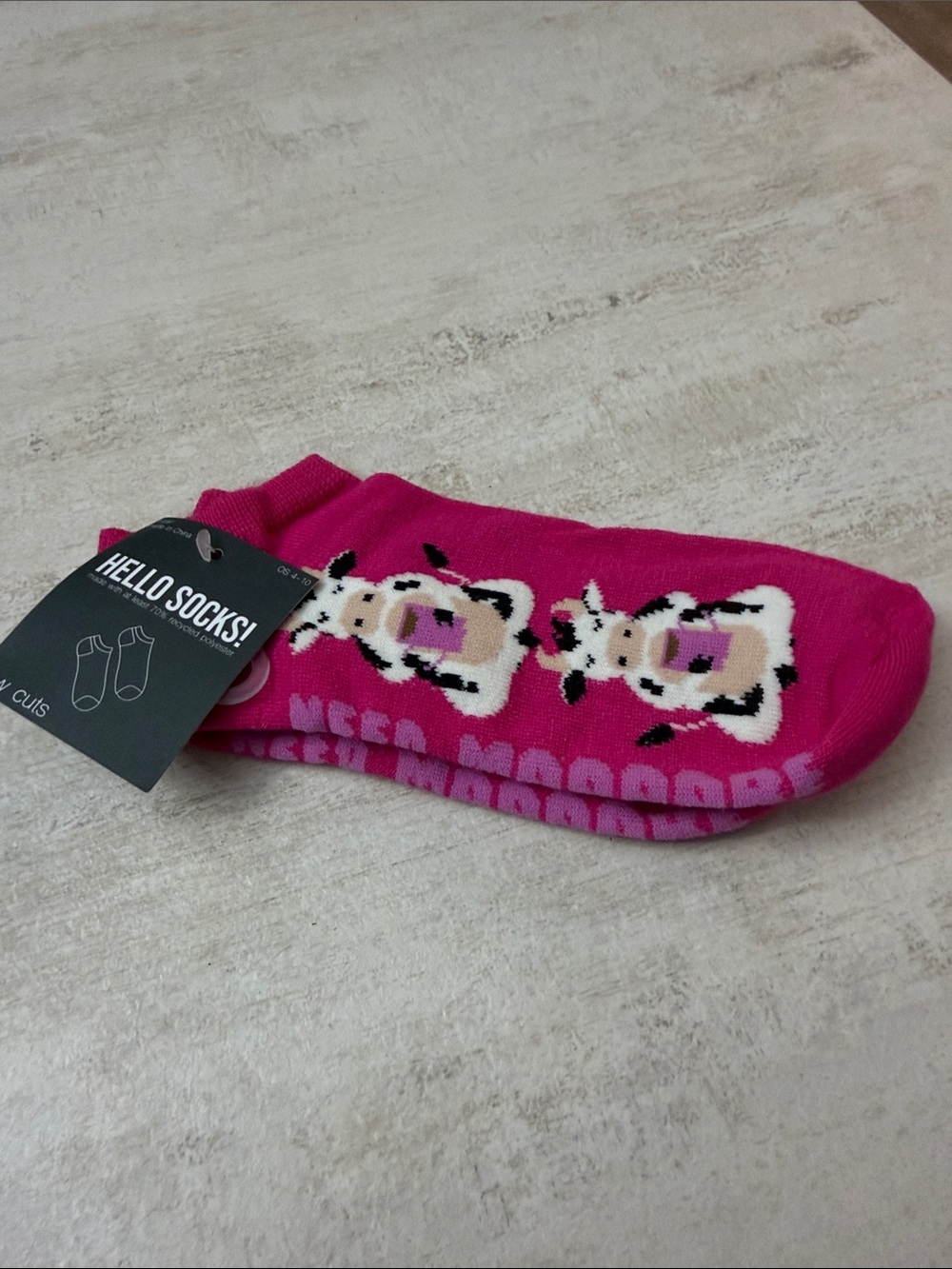Women's No-Show Pink Cow Print Socks